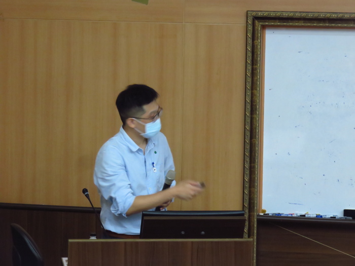 111/04/27UV固化材料與其應用介紹相簿圖片