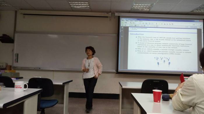 2018.03.21 Professor Yingmei Guo of the Department of Mathematics A Two-stage Financial Network Model-Academic Communication Series SpeechImage