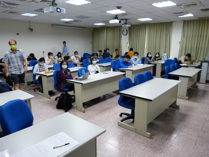 2021/04/8-9 Workshop on Statistical  Methods and Cryo-EM  Data Analysis相簿圖片