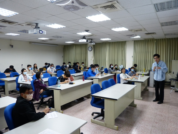 2021/04/8-9 Workshop on Statistical  Methods and Cryo-EM  Data Analysis相簿圖片