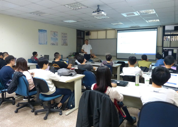 20171207 Professor Sangyeol Lee On a modified residual-based CUSUM test for time series models圖片