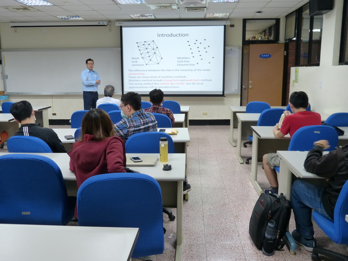 2020/12/17 An introduction of the GE/BC embedded collocation  method相簿圖片