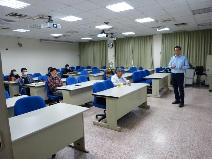 2020/12/17 An introduction of the GE/BC embedded collocation  method相簿圖片