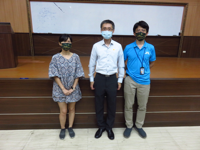 111/05/04 Short-wave infrared emissive nanomateirals and their biomedical applications相簿圖片