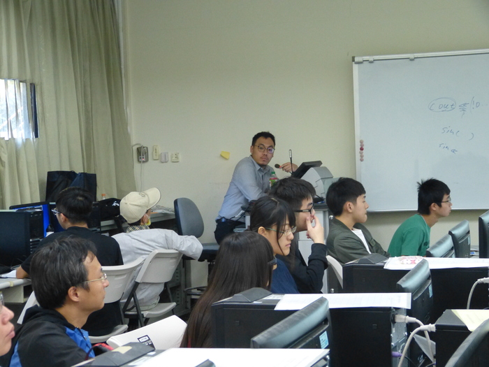 107/04/12MATLAB於Big Data之應用圖片