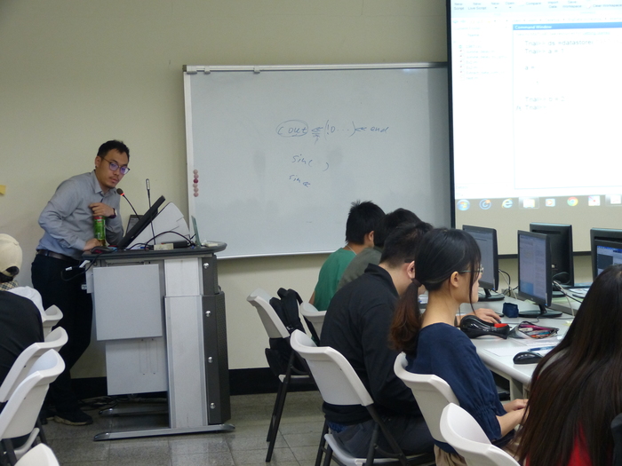 107/04/12MATLAB於Big Data之應用圖片
